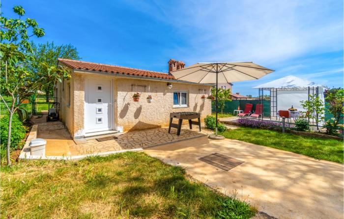 Stunning Apartment In Pula With Wifi