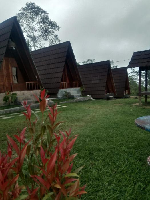 Puncak giri glamping & camp