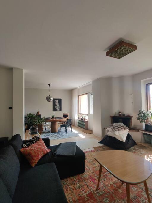 Tilava saunallinen kolmio