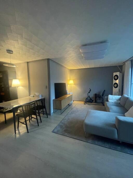 Modern haebangchon apartment