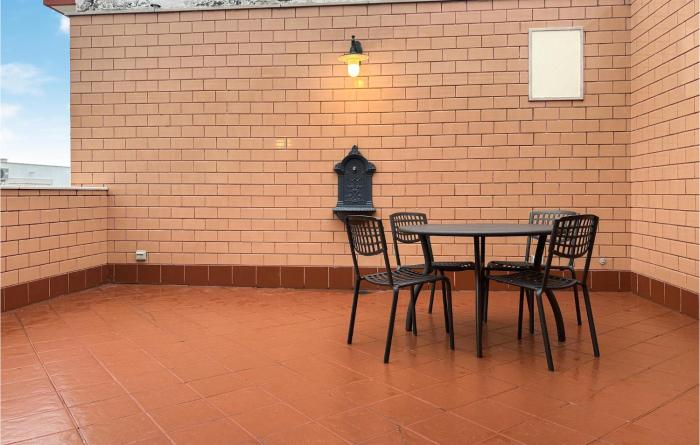 Nice Apartment In Manfredonia With Wifi