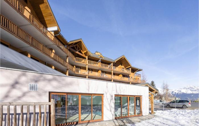 Awesome Apartment In Saint-Pancrace