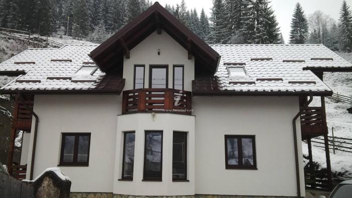 Casa Fuior din Fundu Moldovei