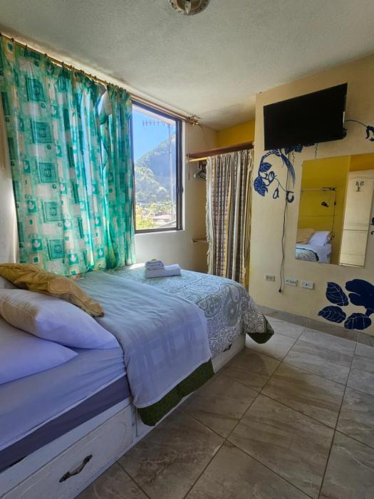 Mayras Apartments and Spanish School