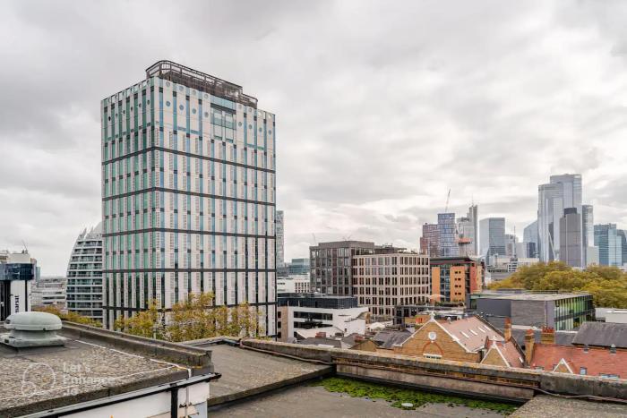2BD with View - 5 Sleeps - Old St