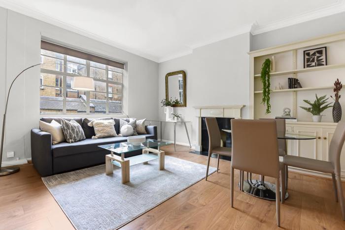 2 Bed Apartment- Mayfair 4