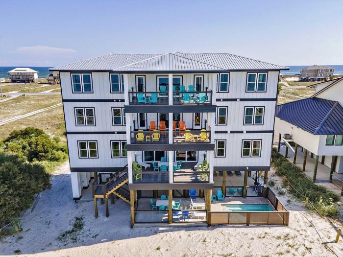 Black Tie Escape 10 Bedroom