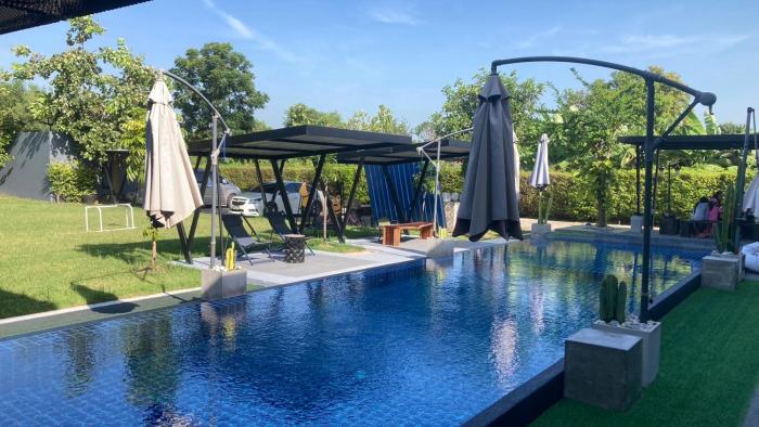 Phornkanok pool villa Friends & Family