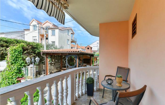 Beautiful Apartment In Zadar With Wifi