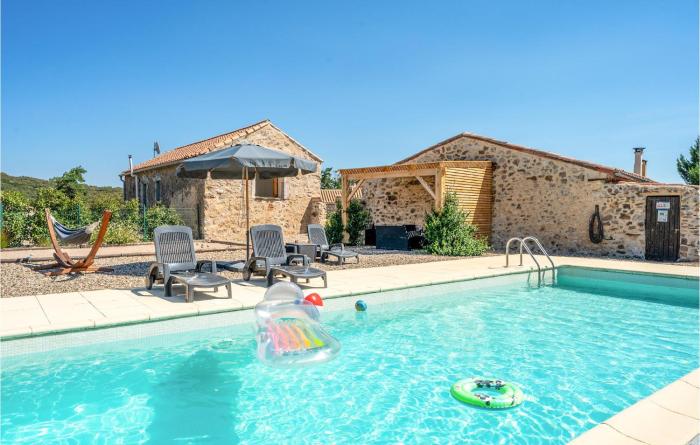 Awesome Home In Pardailhan With Kitchen