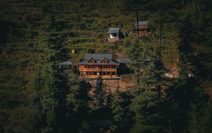 Aashiyana The Kathkuni House Jibhi