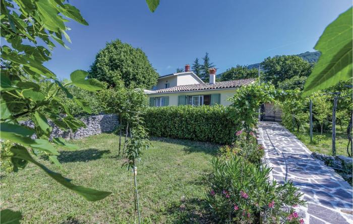Stunning Home In Lupoglav With Wifi