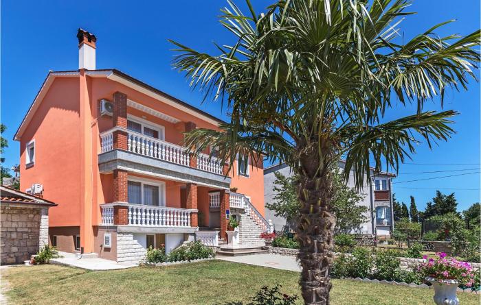 1 Bedroom Stunning Apartment In Labin