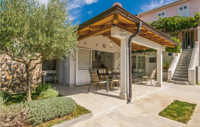 1 Bedroom Amazing Apartment In Krk