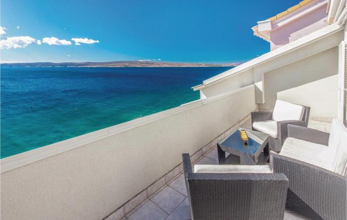 Stunning Apartment In Selce With Wifi