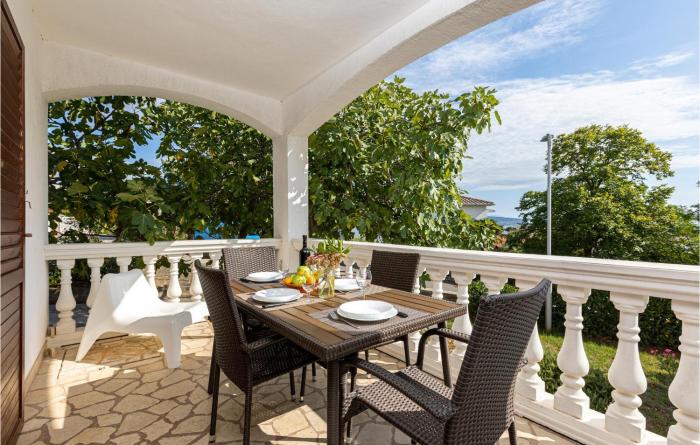 1 Bedroom Amazing Apartment In Krk