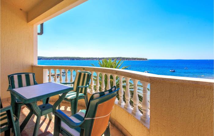 Nice Apartment In Banjol