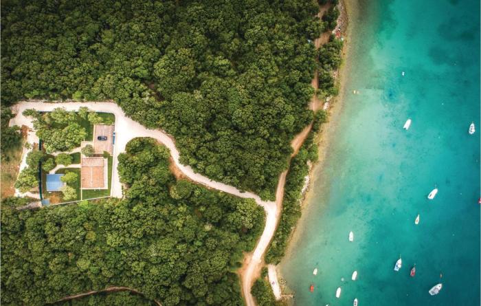 Amazing Home In Rovinj With Wifi