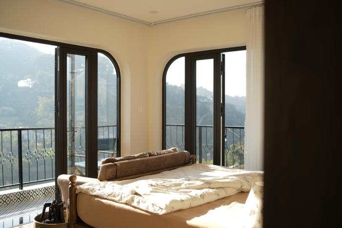 Hè Maison Boutique Stay & café