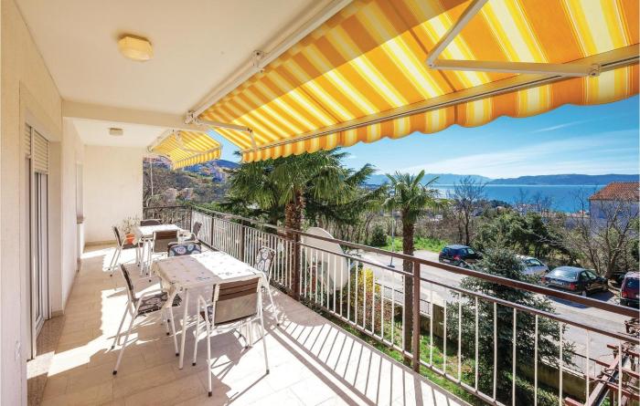 Beautiful Apartment In Crikvenica