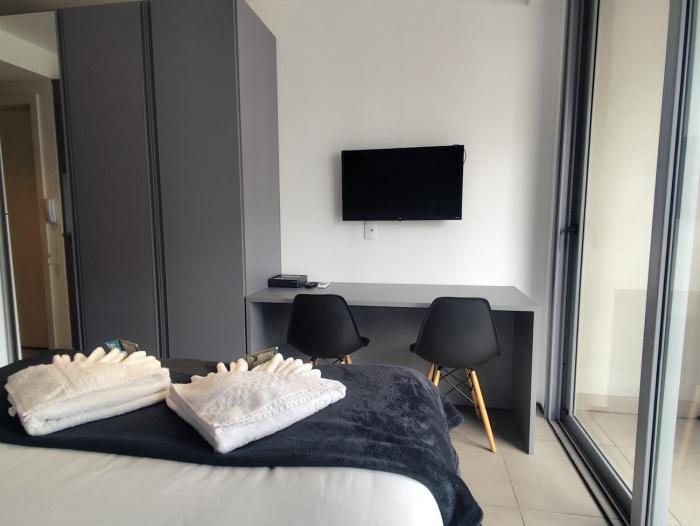 Studio Completo em Moema ao lado do Shopping Ibirapuera