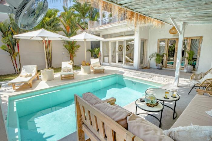 Villa Piece Of Peace private 3BR with large pool and garden