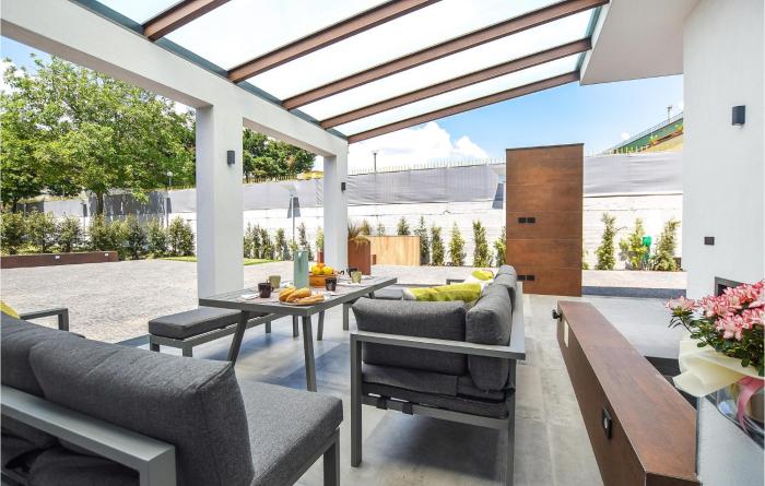 1 Bedroom Cozy Home In Terzigno