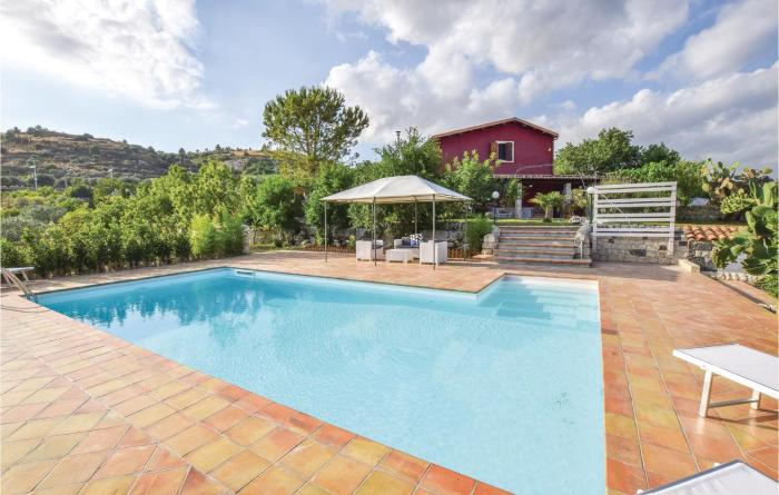 4 Bedroom Stunning Home In Giarratana