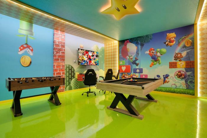 Beautiful Family Retreat in Windsor at Westside