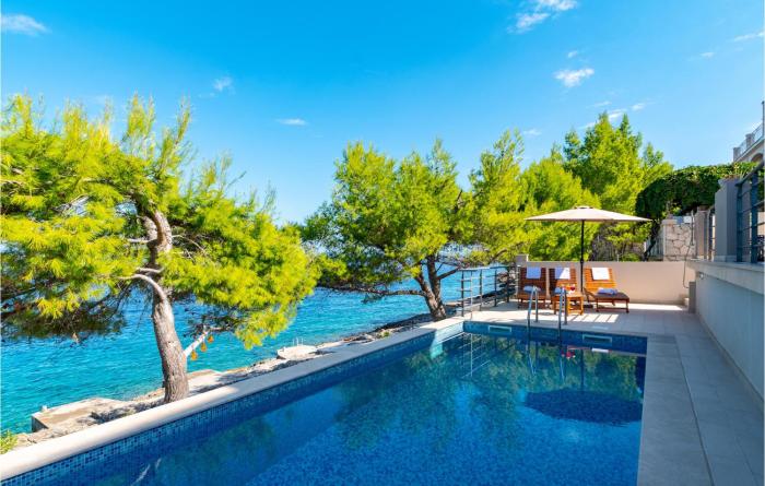 Nice Home In Prigradica