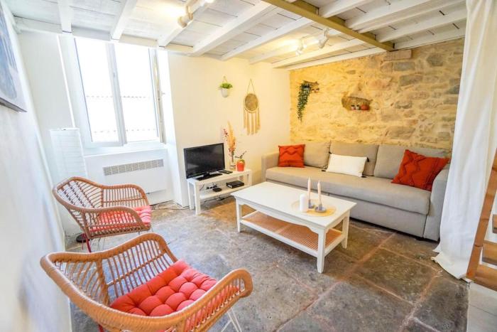 Le Charmant, Calme, Central et Climatisé !