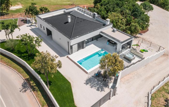 Stunning Home In Rebici With Sauna