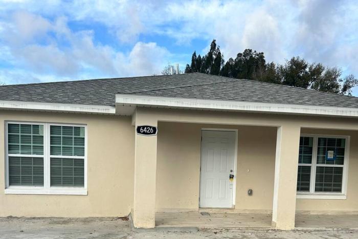 Tranquile Vacation Home near Universal studio