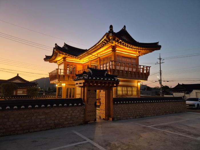 Hanok Stay Seowa
