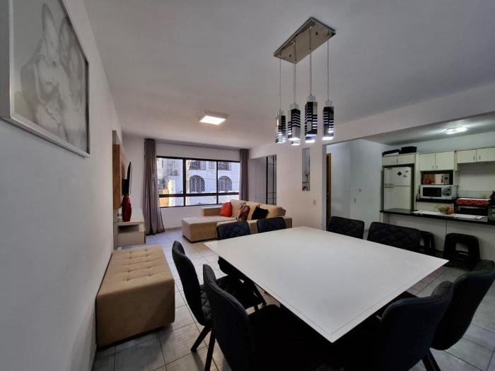 Casa a 100 metros da praia de Balneário Camboriú