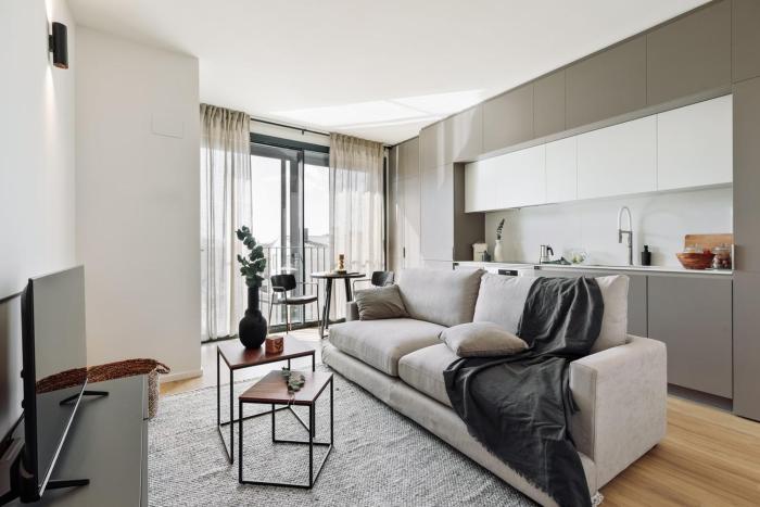 Serrat - 1 bedroom and office in Poblenou