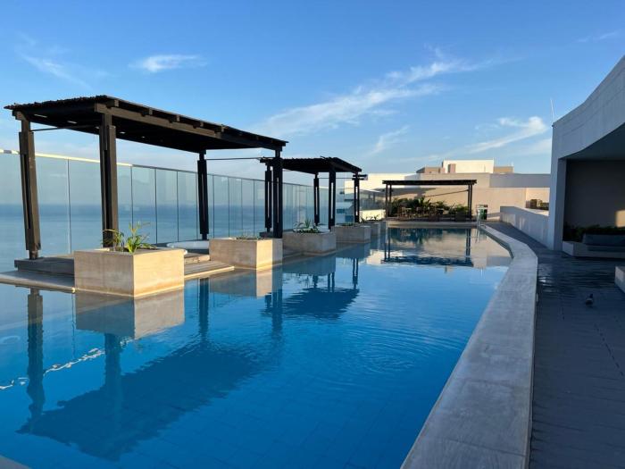 Sky Pool Acceso Directo a Playa