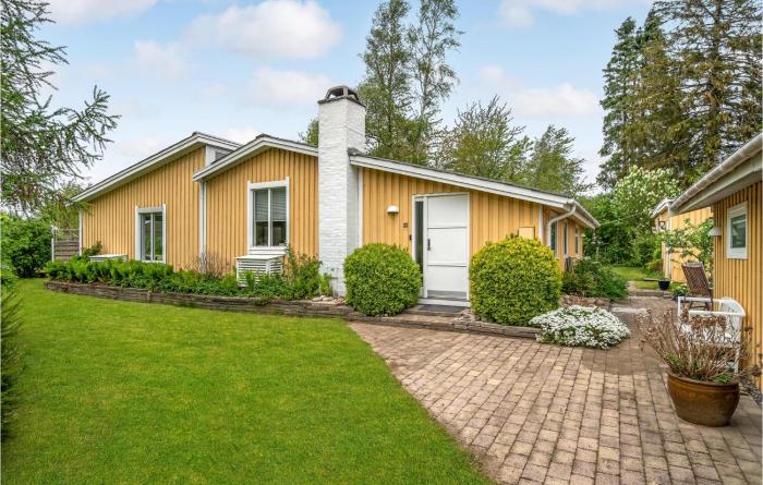 Amazing Home In Gilleleje With Kitchen