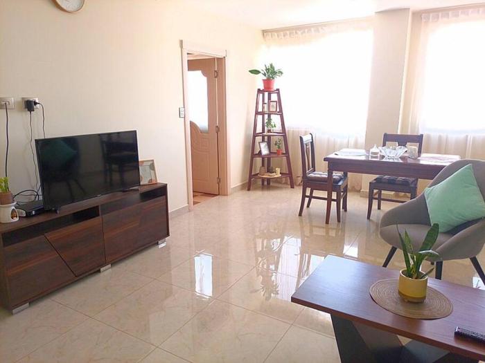Departamento acogedor, excelente vista y ubicación