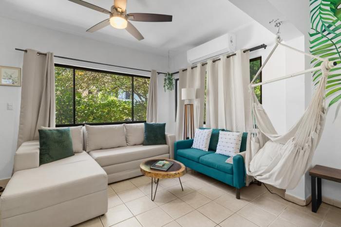 Casa Verde 2b2b Completely Renovated Ground Unit