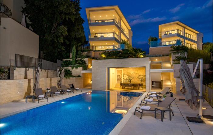 Awesome Apartment In Krk With Wifi