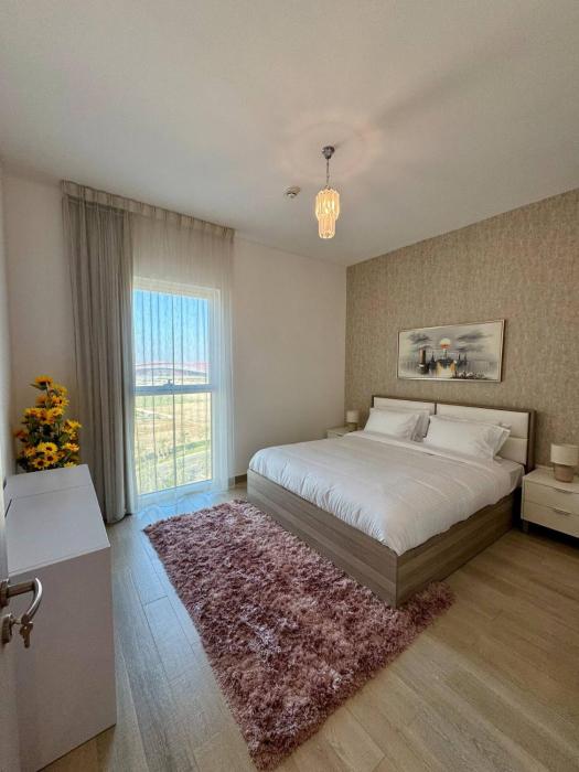 Canal & Marina View 1BR High Floor Pool & Gym
