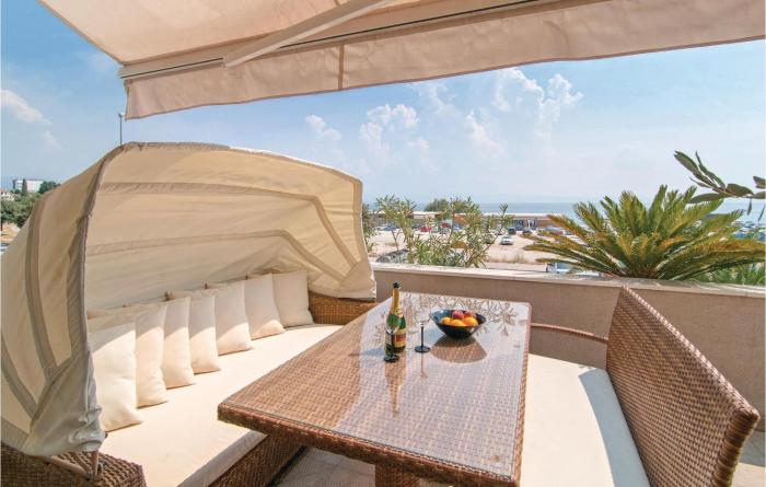 Apartment Split With Sea View 04