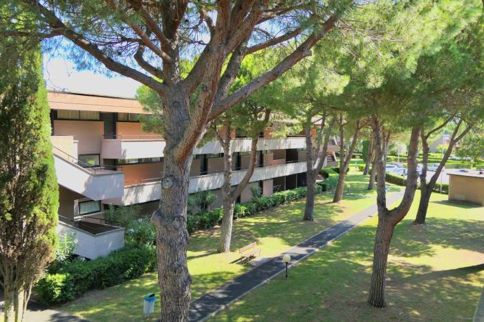 IssTravel, Holiday Homes with common swimming-pool in Marina di Bibbona from 400 to 900 meters from the sea