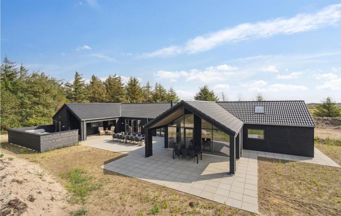 Awesome Home In Hvide Sande With Sauna
