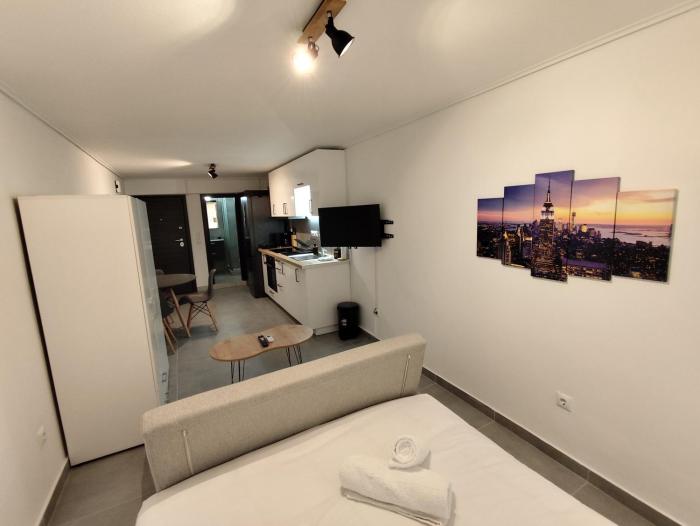 Studio Stratos ideal for 2-3 night Weekends