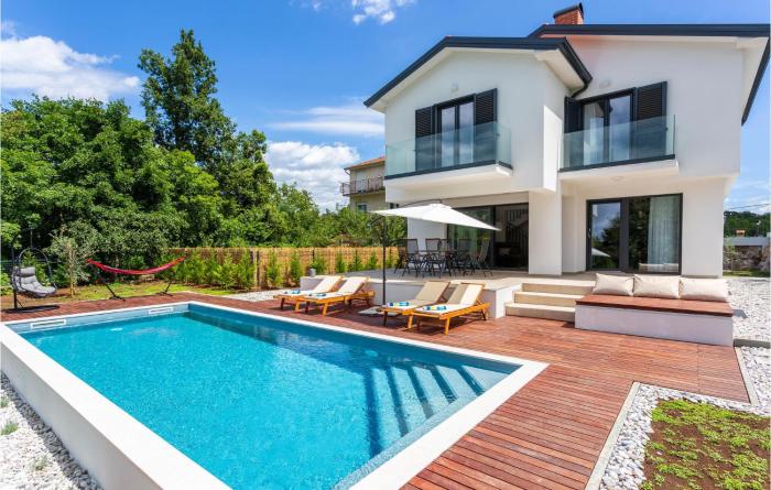 Amazing Home In Jurdani