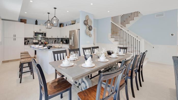 Duchess of Catherine by Last Key Realty