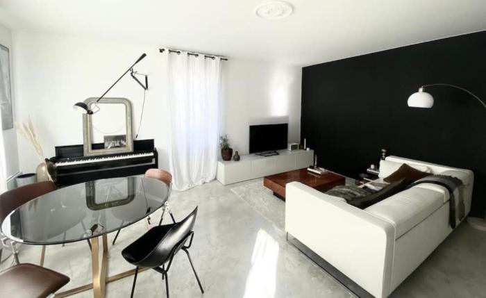 Au pied du stade de france