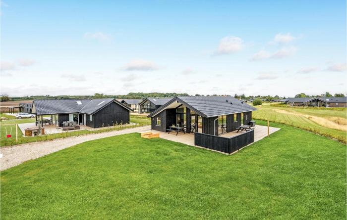 3 Bedroom Lovely Home In Odder